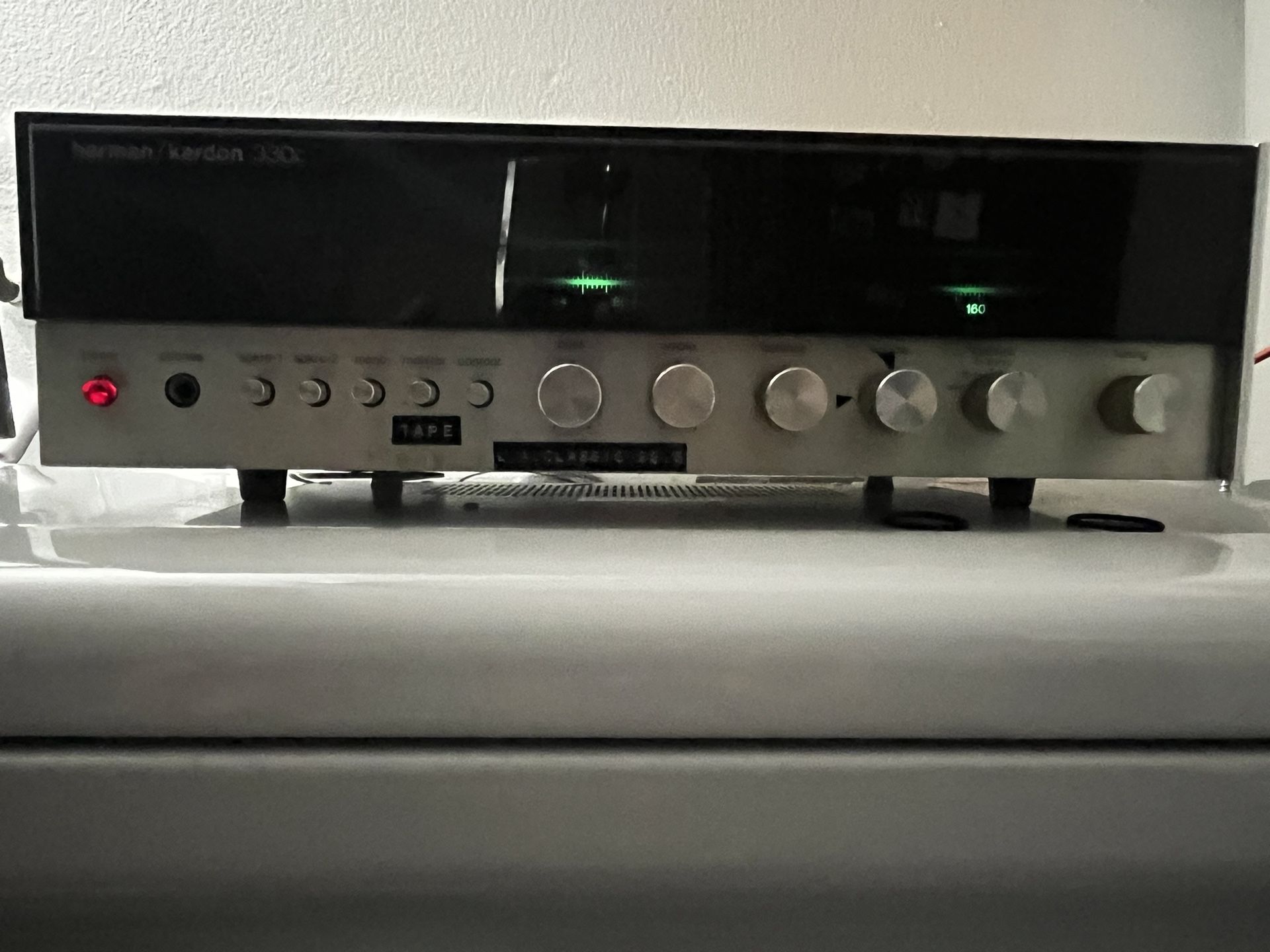 Harmon kardon 330c