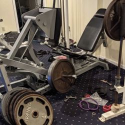 Body Solid Leverage Leg Press 