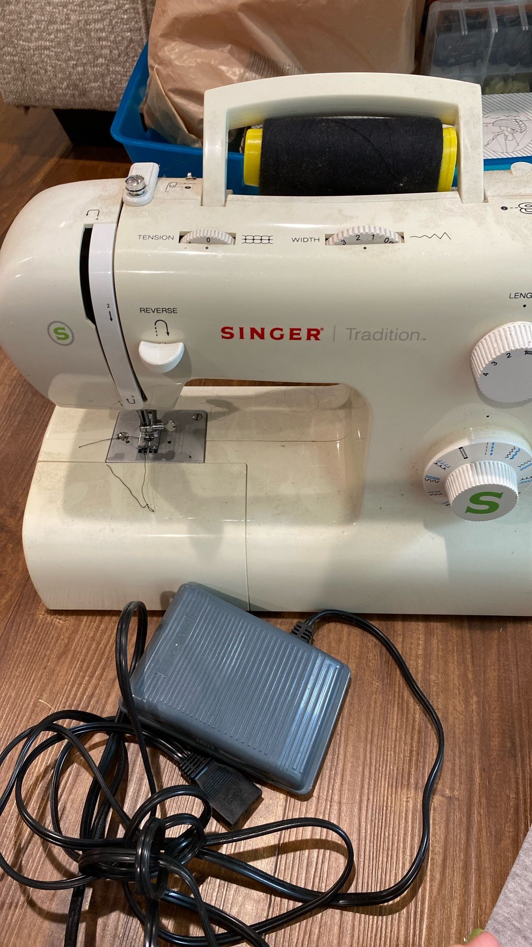 Singer Tradition Sewing Machine