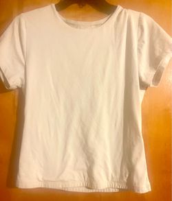 Tahari beige t shirt size medium