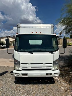 2015 Isuzu Box Truck NPR EFI