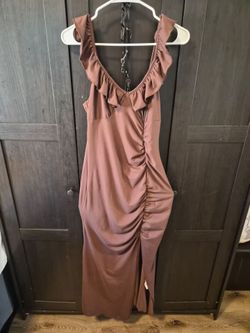 Hermoso vestido color cafe talla L