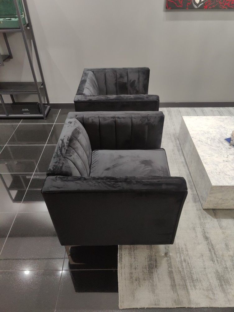 Set Of Black Chairs