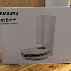 Samsung Jet Bot+ Robot Vacuum with Cleaning Station Model VR30T85513W/AA