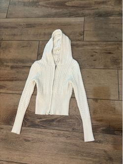 Zip sweater