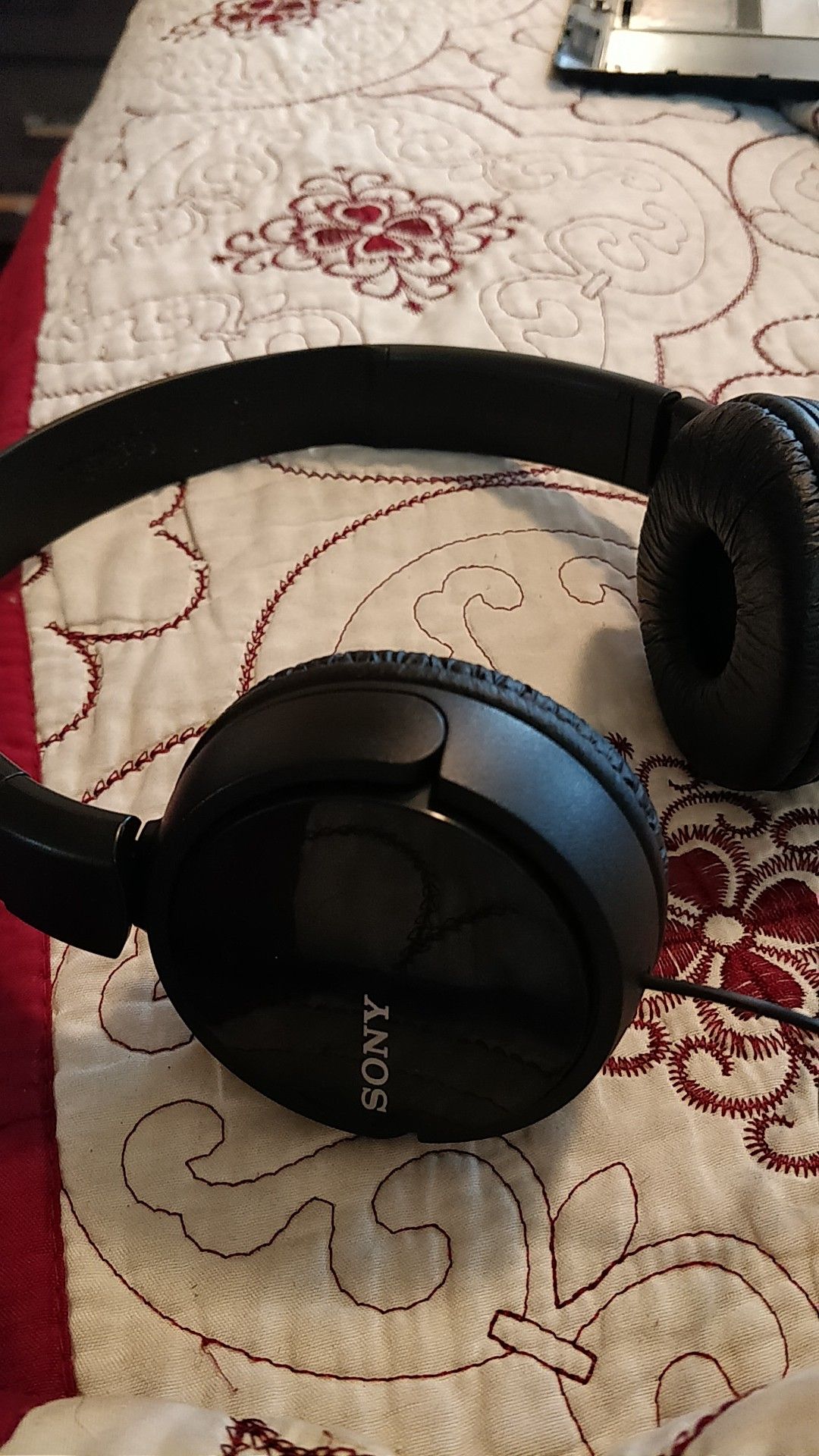 Sony headphones with mic