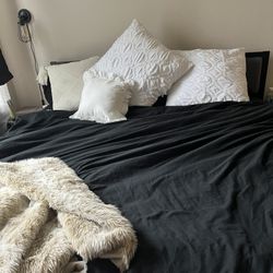 California King Mattress And Bed Frame 