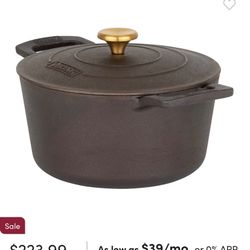 *BRAND NEW* VIKING DUTCH OVEN 5-quart 