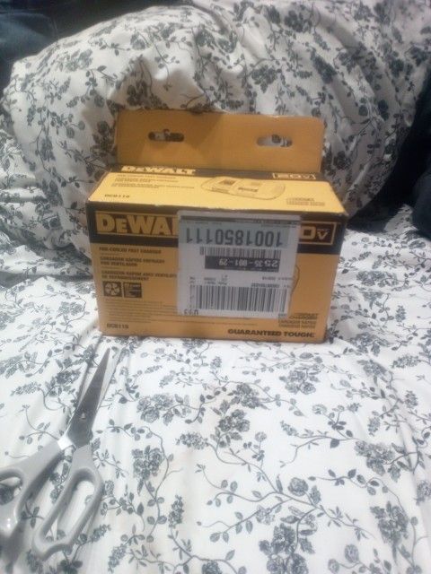 New In Box DeWalt Charger 