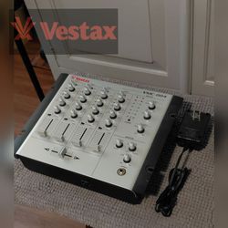 Vestax VMC-004 Mixer 4 channel