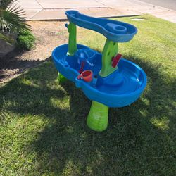Water Table with toys!