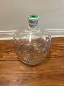 2.5 gallon glass jug