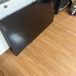 48” Samsung Tv With Wall mount 