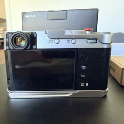 Brand New Fujifilm X100VI (Silver) + Accessories Bundle – Seattle Area