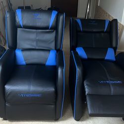 2 Vitesse relaxing/gaming/Theater type chairs.