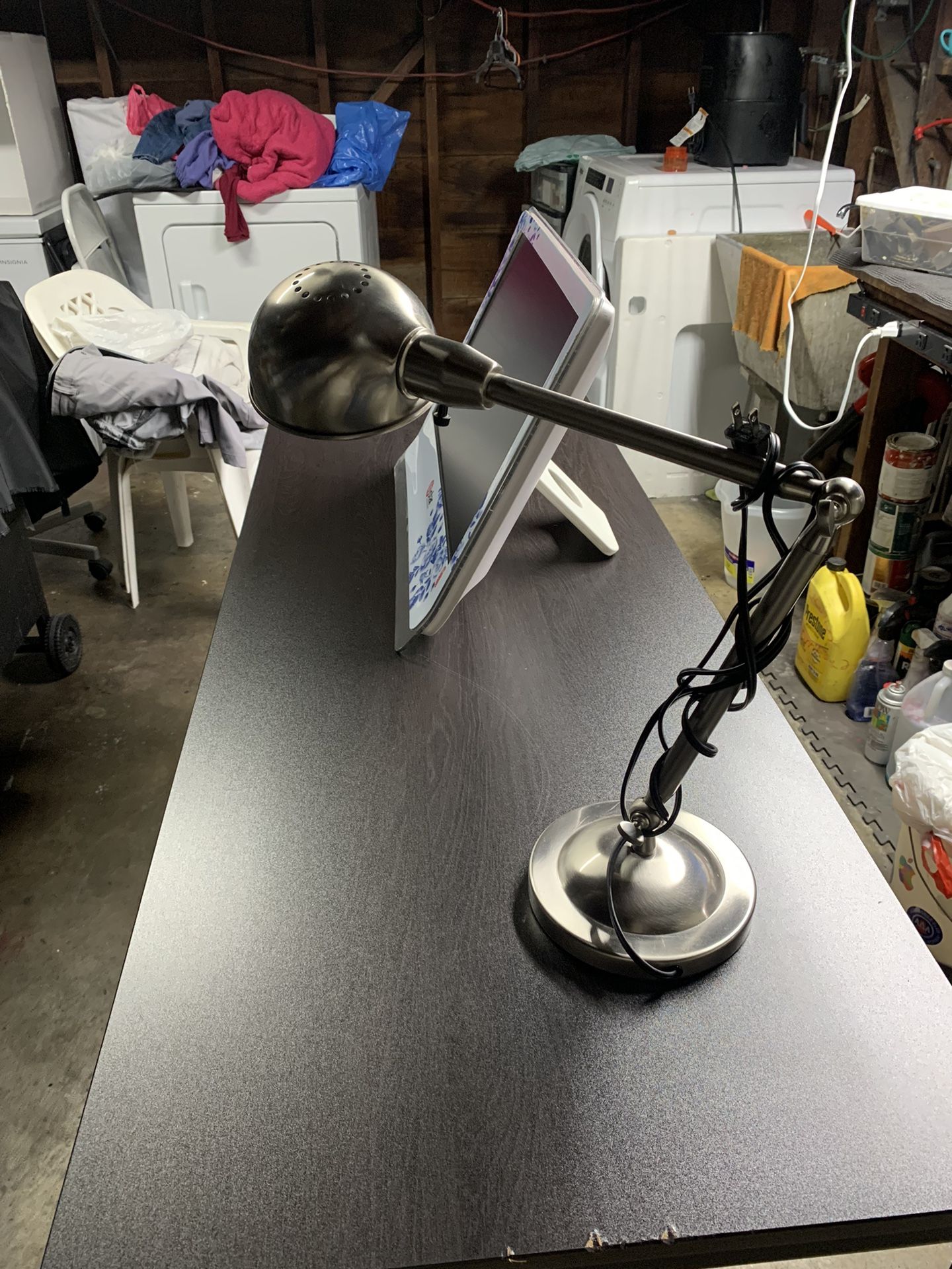 $65.00….COMPUTER DESK ….( FREE LAMP ) Size 63x24… ( Looks Like Brand New )