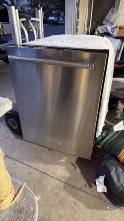 Free kitchen Aid dish washer