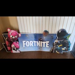 Fortnite party characters display
