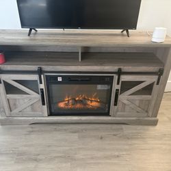 Electric Fireplace / Tv Stand 