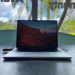 💻 Late 2021 14" MacBook Pro – M1 Pro / 32GB RAM / 1TB SSD / 14-Core GPU – Silver