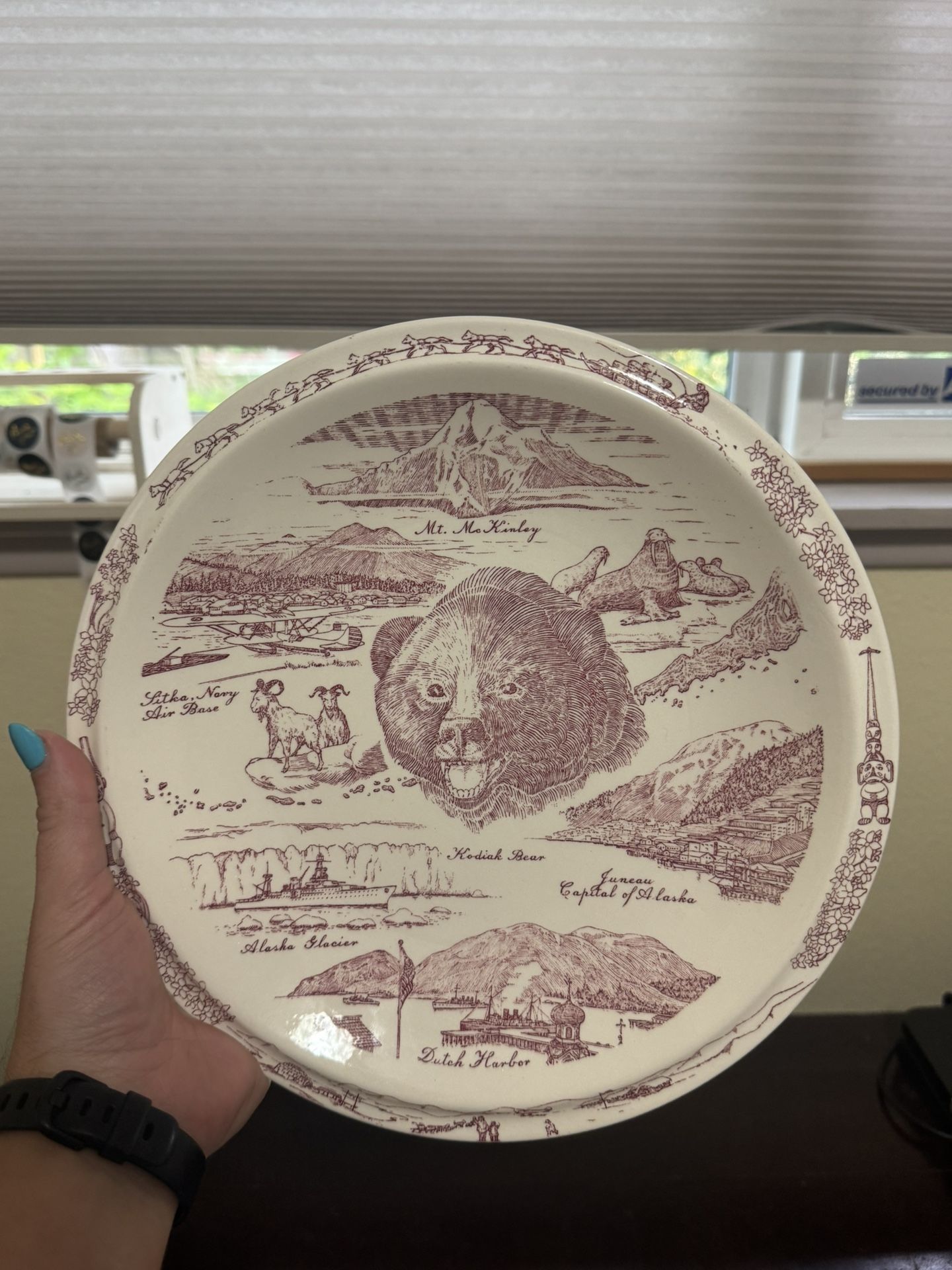 Alaska State Souvenir Collectors Plate Westco Kilns
