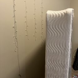 Box Spring  For Free , Great Condition. 