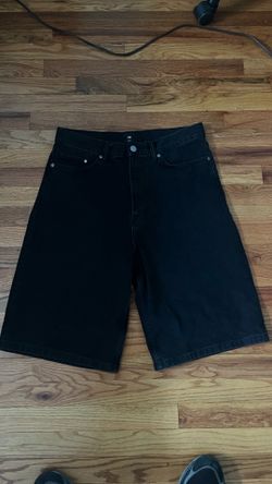 Baggy black H&M jorts