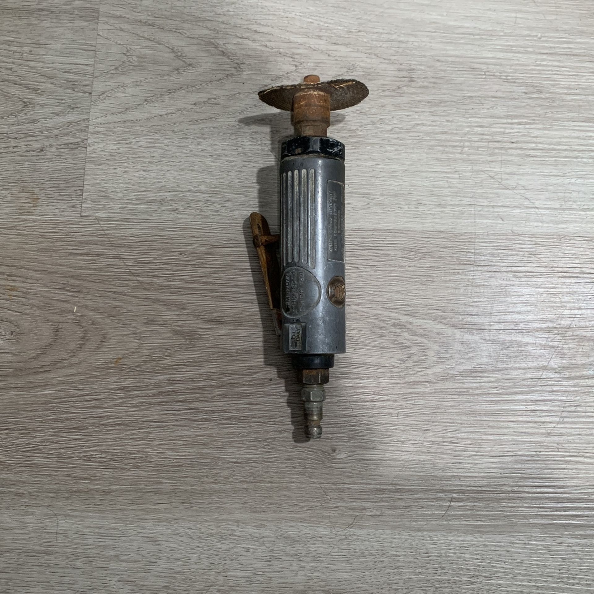 Central Pneumatic High Speed Air Cut Off Tool 90 PSI Max 18000 RPM