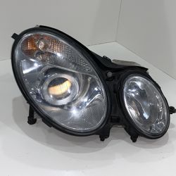Headlight OEM for 2003 2004 2005 2006 Mercedes E320 W211 Halogen( not HID)  Right Passenger Side 