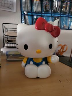 Hello Kitty Coin Bank
