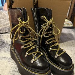 Dr Martens Ghilana max 