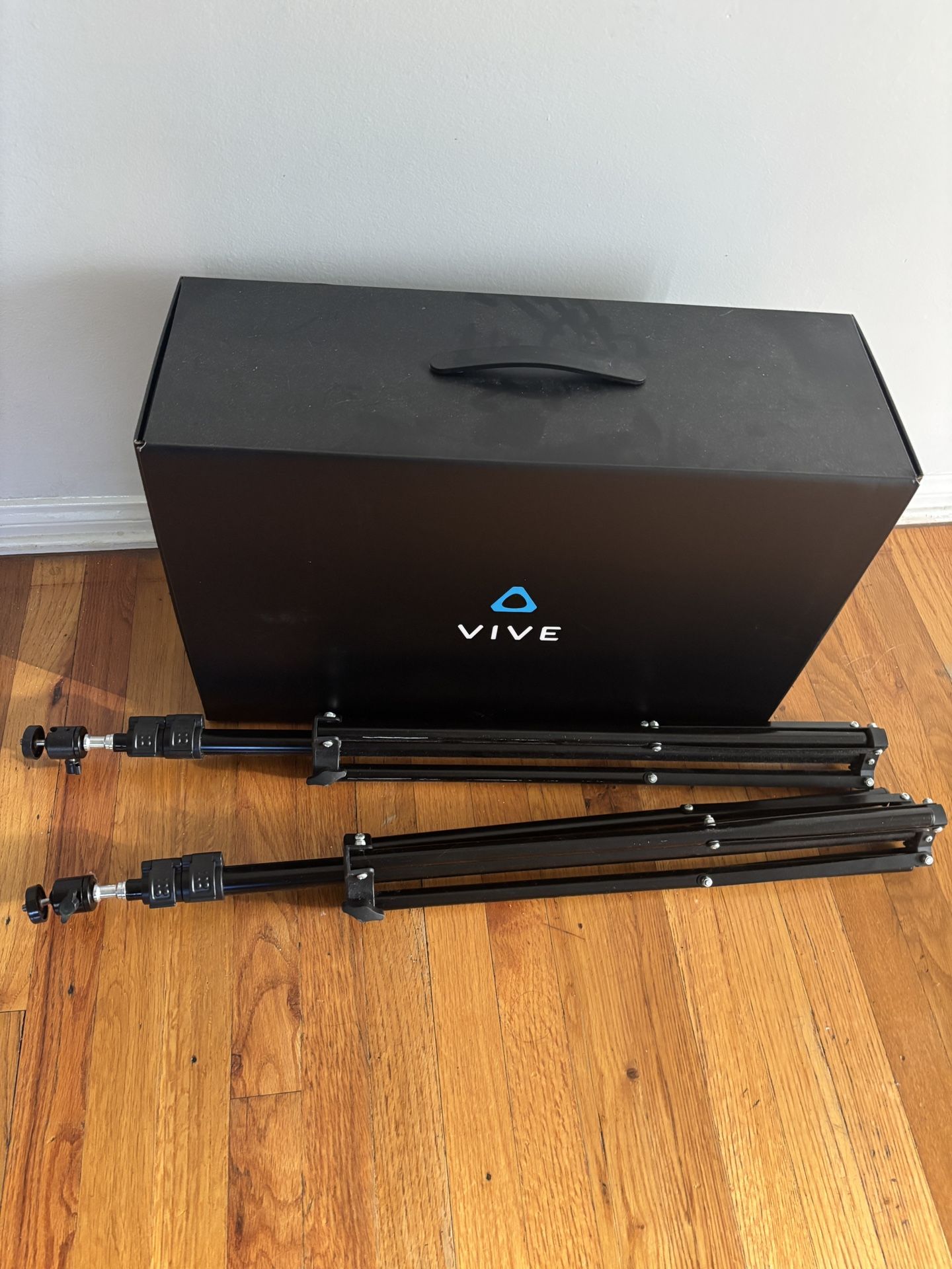 VIVE Virtual Reality Full Kit
