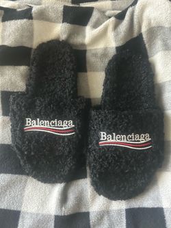 Balenciaga Slides size 10 US