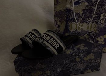 Sandals (FIRM PRICE )