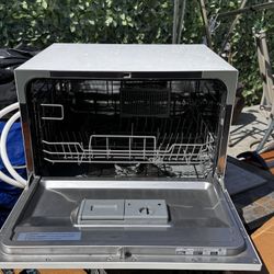 Apartment Or RV  Portable Countertop Dishwasher 