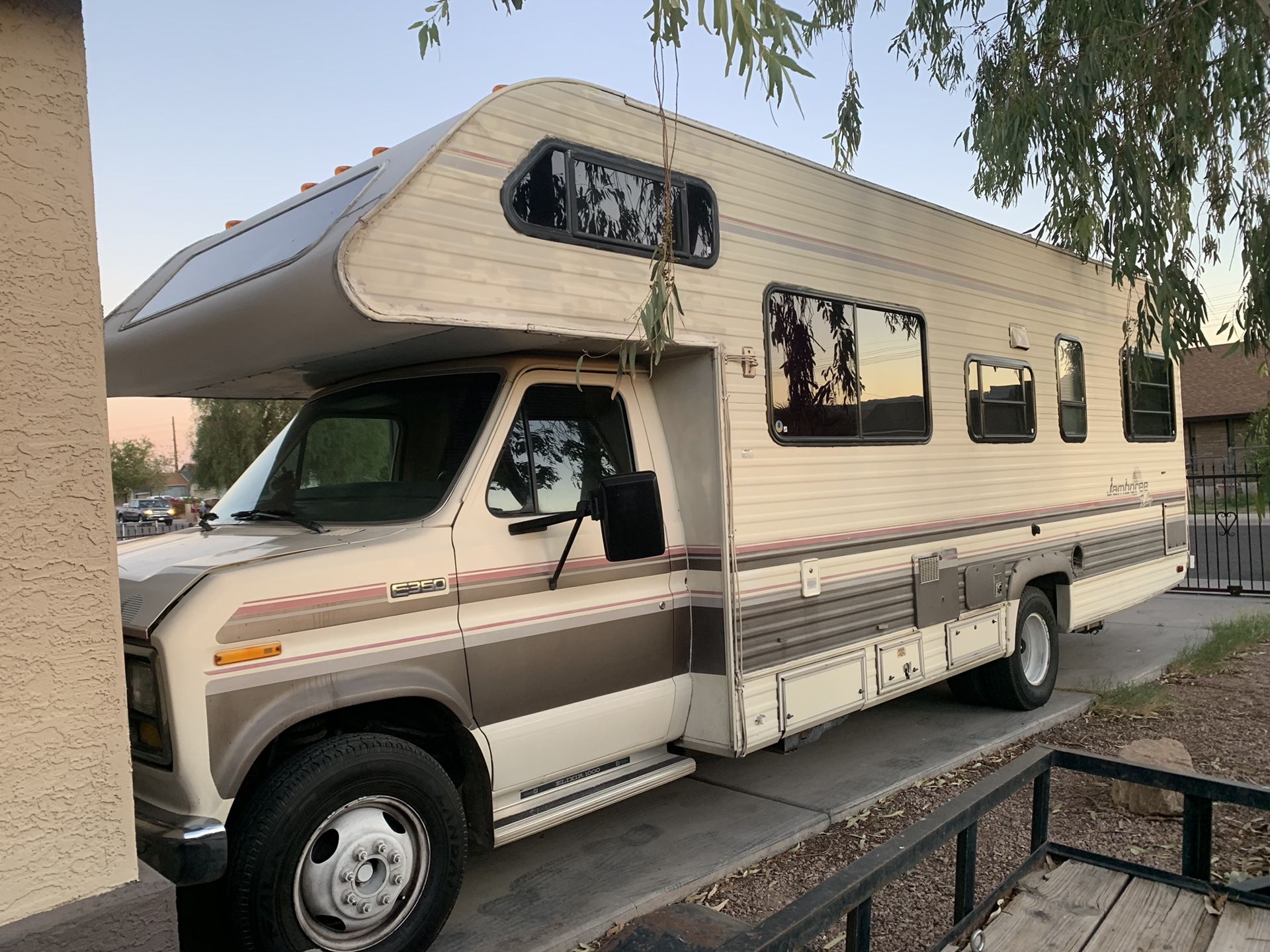 1991 Ford E 350 Jamboree Motorhome