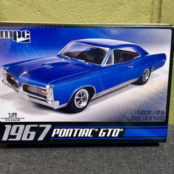 Summit Gifts 1967 Pontiac GTO Building Model Kit 