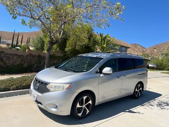 2011 Nissan family van