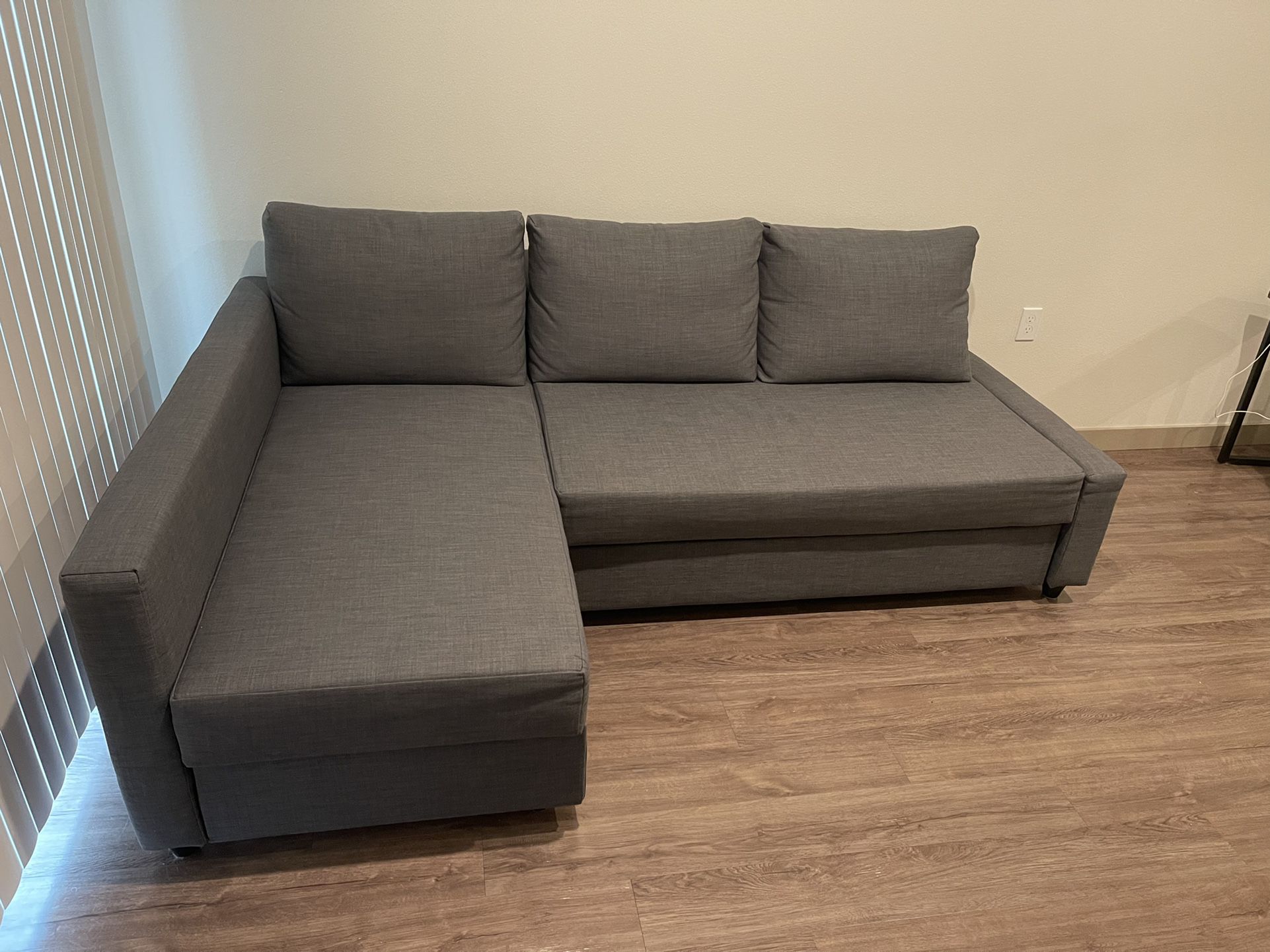 IKEA pull out Couch 