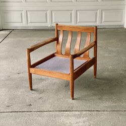 Project Mid Century Solid Teak Lounge Chair 