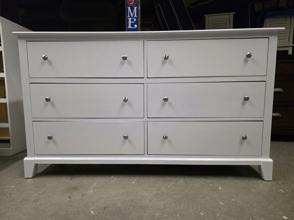 Modern White 6 Drawer Dresser