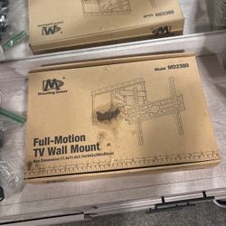 Full Motion TV Wall Mount