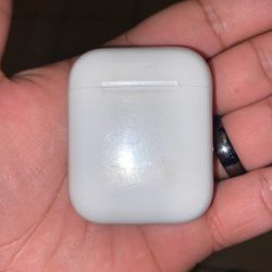 Apple AirPods Gen 2