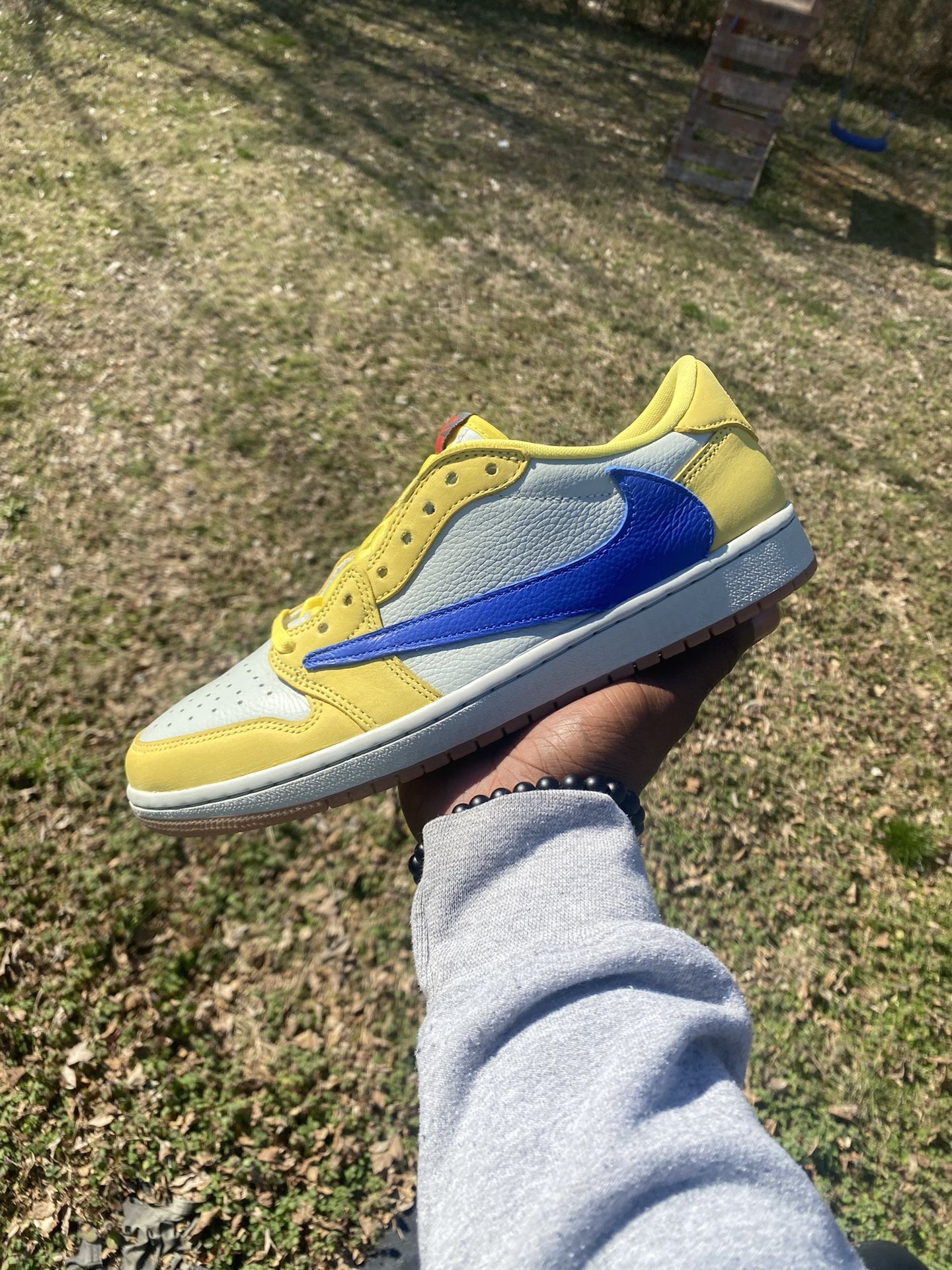 Travis Scott Canary 1 Low