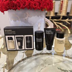 Nécessaire Santal Body Essentials Set - Trial + Travel🖤 FIRM PRICE !