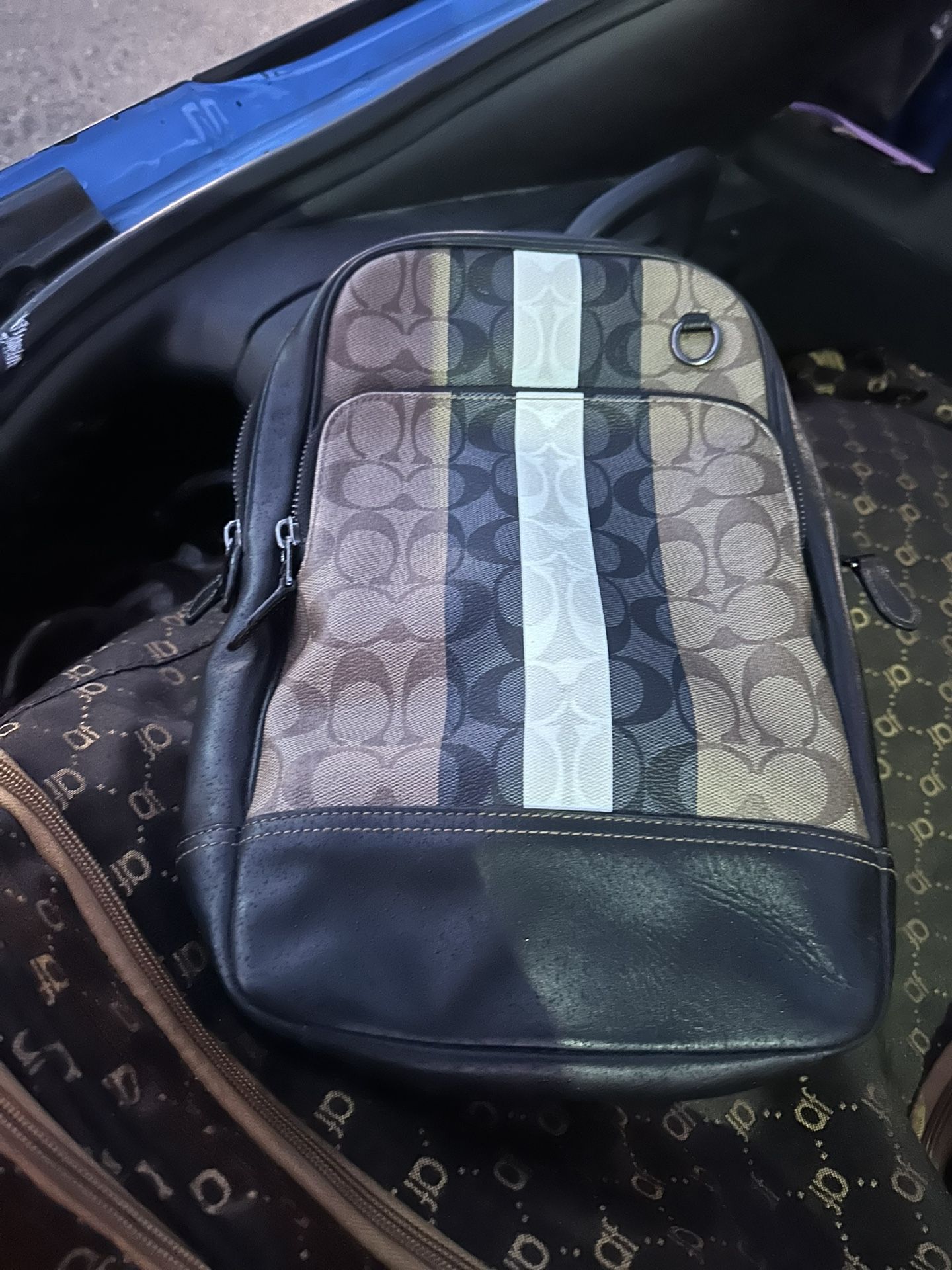 Coach Signature Stripe Crossbody / Sling Bag – Unisex