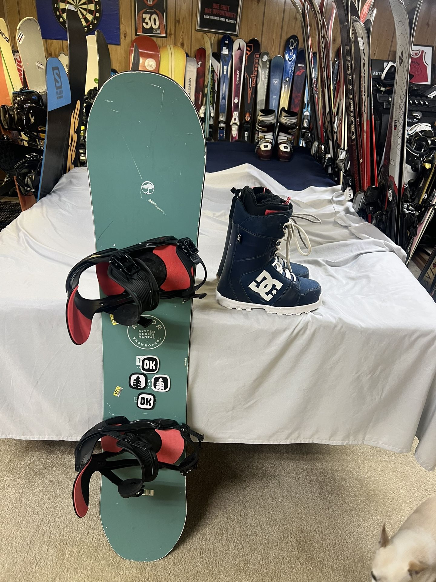 Arbor Snowboard Package With Boots And Bindings 