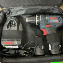 10035 Bosch Drills/ Batteries And Charger 28595