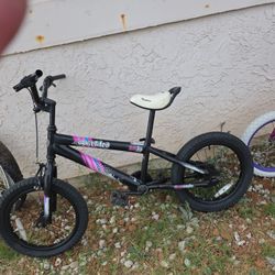Girls' 16-inch Frozen-Themed Bicycle