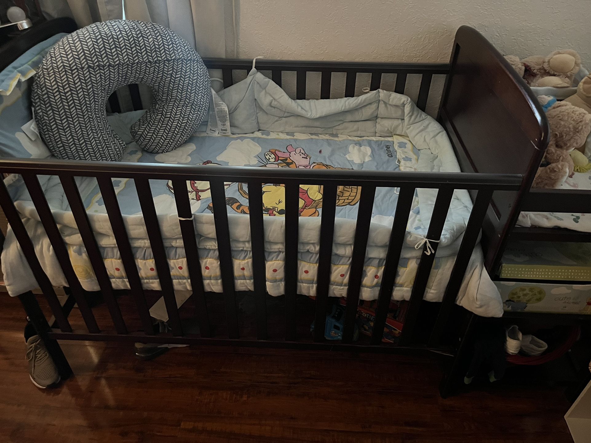 Baby Crib and Bed 